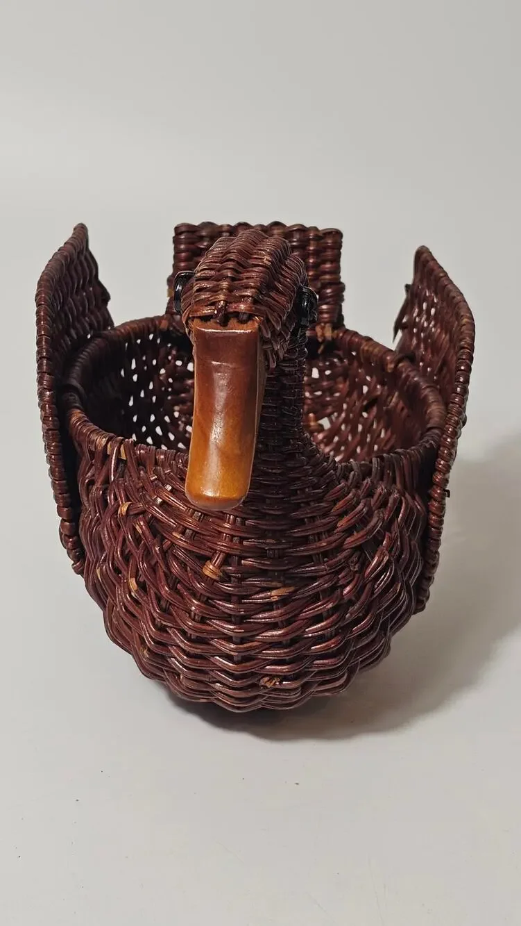 Vintage Woven Wicker Duck Basket | Wood Beak | 80s Farmhouse Cottagecore Decor